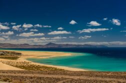 Ucieknij od zimy! Fuerteventura w styczniu od 727 zł!