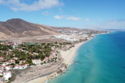 Leć na Wyspy Kanaryjskie! Fuerteventura od 505 zł z Polski w listopadzie i grudniu