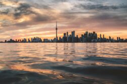Loty do Toronto z Berlina za 1886 zł! 🇨🇦 Kanada czeka!