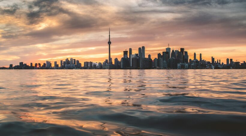 Loty do Toronto z Berlina za 1886 zł! 🇨🇦 Kanada czeka!