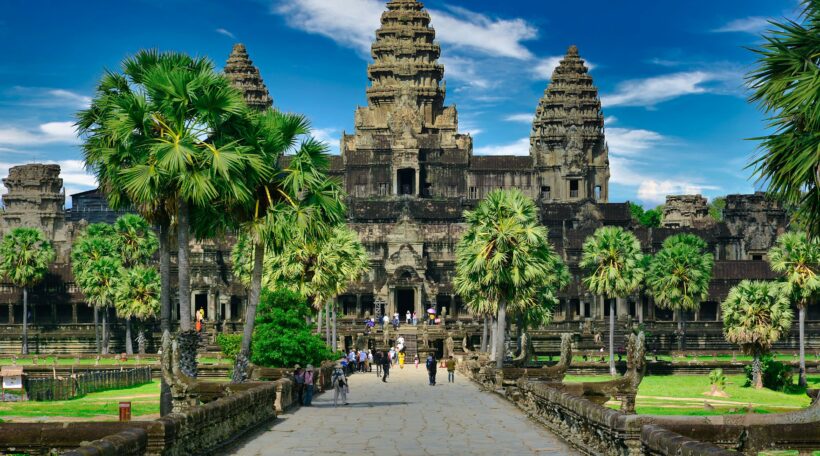 Kambodża czeka! Egzotyczna podróż do Phnom Penh z bagażem rejestrowanym od 1761 zł
