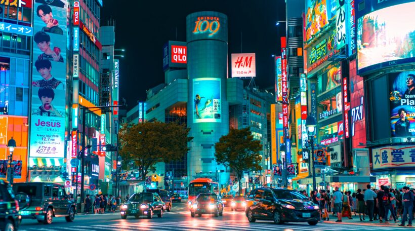 Japonia 🔥 Kraj Kwitnącej Wiśni czeka! Loty z Warszawy do Tokio za 2855 zł w lutym i marcu!
