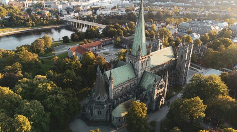 Jesienny wypad do Norwegii? Leć do Trondheim z Gdańska od 128 zł!