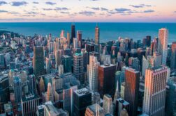 🇺🇸 Z Polski do Chicago! Loty z Krakowa i Warszawy od 1943 zł 🔥