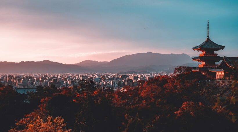 Wrocław do Tokio za 2937 zł! Neony Shinjuku i japońskie smaki – leć KLM! 🔥