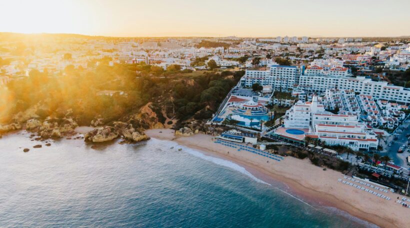 Słoneczny tydzień w Algarve! 😍 Lot i hotel ze śniadaniami za 1575 zł