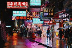 Odkryj niezwykłą metropolię Azji! 🔥 Hongkong z Warszawy liniami SAS za 2641 zł!