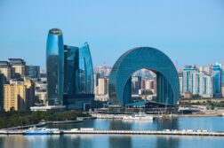 Azerbejdżan za 700 zł z Warszawy?! Odkryj Baku i Kaukaz! 🔥