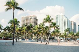 Miami z Warszawy od 2235 zł! Palmy, Ocean Drive i florydzkie słońce – terminy aż do marca!